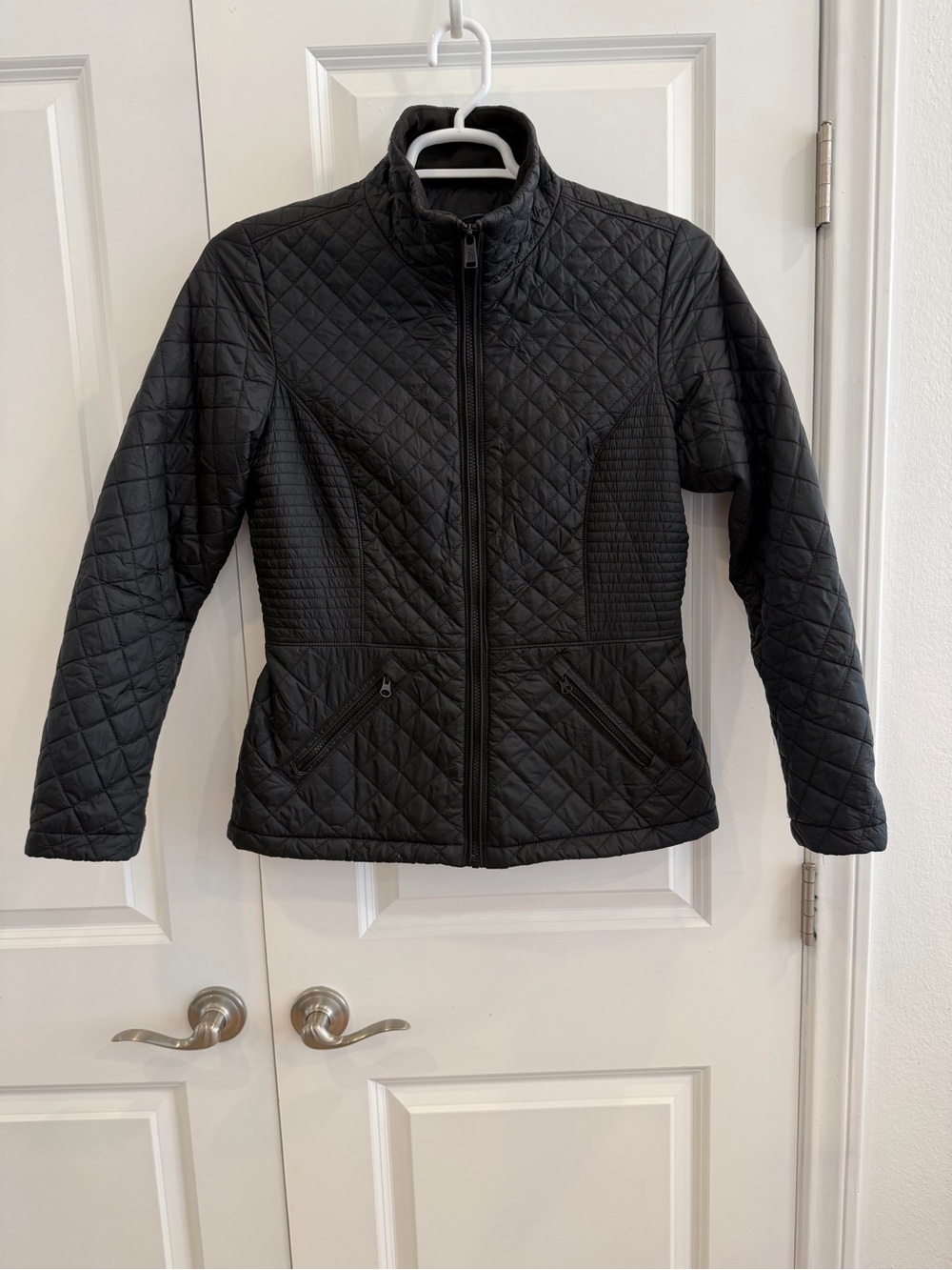 The North Face Women's Insulated Luna Jacket
